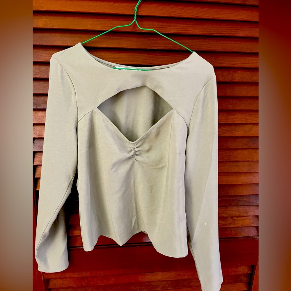 Abercrombie cut out long sleeve top